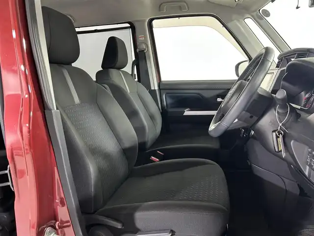 トヨタ ルーミー カスタムG 佐賀県 2020(令2)年 2.4万km ブラックマイカメタリック/ファイアークォーツレッドメタリック 純正7インチナビ/AM/FM/CD/DVD/Bluetooth/バックカメラ/ドライブレコーダー/レーダークルーズコントロール/両側パワースライドドア/ビルトインETC/オートライト/シートヒーター/純正フロアマット/ドアバイザー/LEDヘッドライト/シートバックテーブル/オートホールド/電子パーキングブレーキ/スマートキー/アイドリングストップ