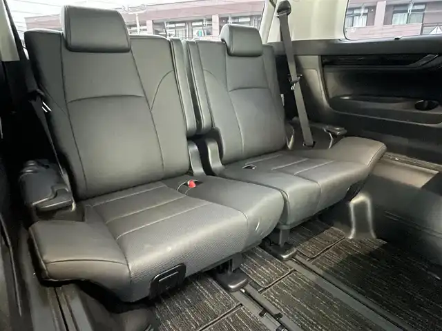 トヨタ アルファード S Cパッケージ 福岡県 2021(令3)年 4万km ブラック ワンオーナー/モデリスタエアロ/　(フロント/サイド/リヤ)/ツインムーンルーフ/純正12.1インチフリップダウンモニター【V12T-R68C】/純正9インチディスプレイオーディオ/(AM/FM/CD/DVD/Bluetooth/Miracast/フルセグTV)/バックカメラ/トヨタセーフティセンス/・プリクラッシュセーフティ/・レーントレーシングアラート/・オートマティックハイビーム/・ロードサインアシスト/・レーダークルーズコントロール/・先行車発信告知機能/ブラインドスポットモニター/リヤクロストラフィックアラート/クリアランスソナー/パーキングサポートブレーキ/横滑り防止装置/純正18インチアルミホール/両側パワースライドドア/パワーバックドア/黒色レザーシート/デジタルインナーミラー/前後方ドライブレコーダー【TZ-DR210】/ビルトインETC/パワーシート(前席/2列目)/シートヒーター/ベンチレーション(D/N席)/シートメモリー(D席)/電動オットマン(N席/2列目)/ステアリングヒーター/純正フロアマット/USB端子/100V電源×2/ISOFIX/スペアキー×1/保証書/取扱説明書/ナビ取扱説明書