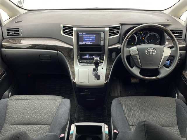 トヨタ アルファード 千葉県 2012(平24)年 2.6万km ホワイトパールクリスタルシャイン プッシュスタート/衝突軽減ブレーキ/フィリップダウンモニター/社外SDナビ/（フルセグ/Bluetooth/FM/AM）/バックカメラ/コーナーセンサー/パワーシート（D＋N席）/ETC/クルーズコントロール/電動格納ミラー