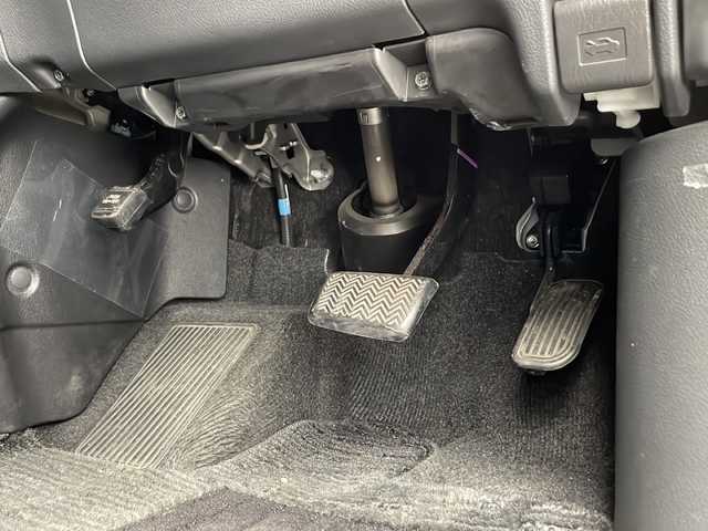 トヨタ アルファード 千葉県 2012(平24)年 2.6万km ホワイトパールクリスタルシャイン プッシュスタート/衝突軽減ブレーキ/フィリップダウンモニター/社外SDナビ/（フルセグ/Bluetooth/FM/AM）/バックカメラ/コーナーセンサー/パワーシート（D＋N席）/ETC/クルーズコントロール/電動格納ミラー