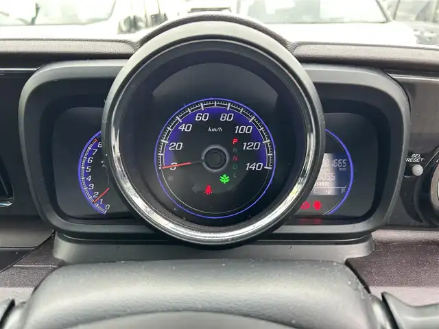 ホンダ Ｎ ＯＮＥ プレミアム Lパッケージ 長崎県 2013(平25)年 8.2万km プレミアムブルームーンパール 純正ディスプレイオーディオ/・バックカメラ/・Bluetooth/・HDMI/USB/・CD/FM/AM/ハロゲンヘッドライト/フォグランプ/オートライト/純正14インチAW/革巻きステアリング/ETC