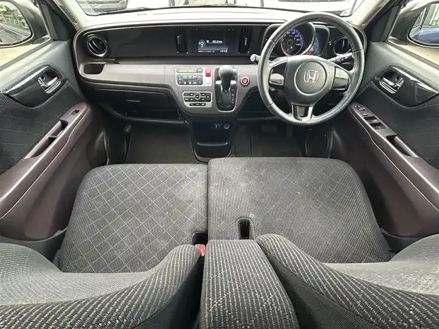 ホンダ Ｎ ＯＮＥ プレミアム Lパッケージ 長崎県 2013(平25)年 8.2万km プレミアムブルームーンパール 純正ディスプレイオーディオ/・バックカメラ/・Bluetooth/・HDMI/USB/・CD/FM/AM/ハロゲンヘッドライト/フォグランプ/オートライト/純正14インチAW/革巻きステアリング/ETC