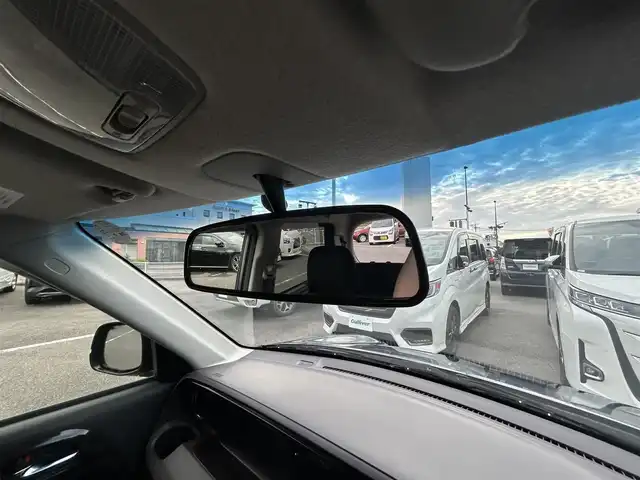 ホンダ Ｎ ＯＮＥ プレミアム Lパッケージ 長崎県 2013(平25)年 8.2万km プレミアムブルームーンパール 純正ディスプレイオーディオ/・バックカメラ/・Bluetooth/・HDMI/USB/・CD/FM/AM/ハロゲンヘッドライト/フォグランプ/オートライト/純正14インチAW/革巻きステアリング/ETC