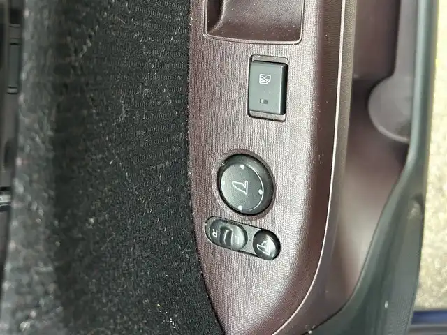 ホンダ Ｎ ＯＮＥ プレミアム Lパッケージ 長崎県 2013(平25)年 8.2万km プレミアムブルームーンパール 純正ディスプレイオーディオ/・バックカメラ/・Bluetooth/・HDMI/USB/・CD/FM/AM/ハロゲンヘッドライト/フォグランプ/オートライト/純正14インチAW/革巻きステアリング/ETC