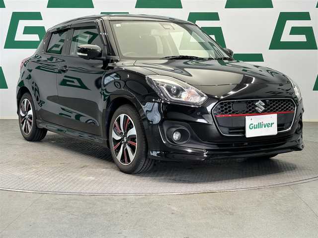 スズキ スイフト RS 鹿児島県 2018(平30)年 5.5万km スーパーブラックパール 純正ナビ　/Ｂｌｕｅｔｏｏｔｈ　/全方位カメラ　/クルコン　/パドルシフト　/スズキセーフティサポート　/革巻きステアリング　/ステアリングリモコン　/純正ドアバイザー　/トノカバー　/シートヒーター　/ＬＥＤヘッドライト/電格ミラー/カーテンエアバッグ/純正フロアマット/オートライト/スマートキー/プッシュスタート