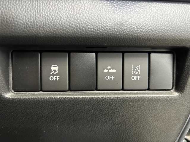 スズキ スイフト RS 鹿児島県 2018(平30)年 5.5万km スーパーブラックパール 純正ナビ　/Ｂｌｕｅｔｏｏｔｈ　/全方位カメラ　/クルコン　/パドルシフト　/スズキセーフティサポート　/革巻きステアリング　/ステアリングリモコン　/純正ドアバイザー　/トノカバー　/シートヒーター　/ＬＥＤヘッドライト/電格ミラー/カーテンエアバッグ/純正フロアマット/オートライト/スマートキー/プッシュスタート