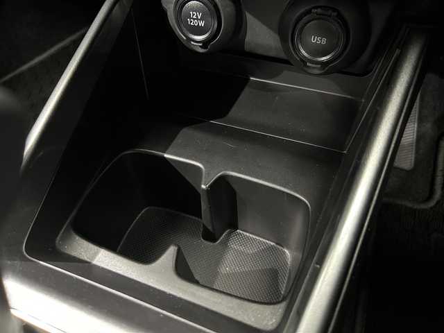 スズキ スイフト RS 鹿児島県 2018(平30)年 5.5万km スーパーブラックパール 純正ナビ　/Ｂｌｕｅｔｏｏｔｈ　/全方位カメラ　/クルコン　/パドルシフト　/スズキセーフティサポート　/革巻きステアリング　/ステアリングリモコン　/純正ドアバイザー　/トノカバー　/シートヒーター　/ＬＥＤヘッドライト/電格ミラー/カーテンエアバッグ/純正フロアマット/オートライト/スマートキー/プッシュスタート