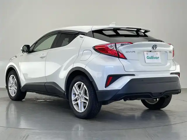 トヨタ Ｃ－ＨＲ S 愛知県 2020(令2)年 5.2万km ホワイトパールクリスタルシャイン 純正８型ＤＡ　バックカメラ　フルセグ　禁煙車　Ｂｌｕｅｔｏｏｔｈ　純正ドラレコ　ＥＴＣ　セーフティセンス　衝突軽減　追従クルコン　オートハイビーム　電子パーキング　ブレーキホールド　プッシュスタート
