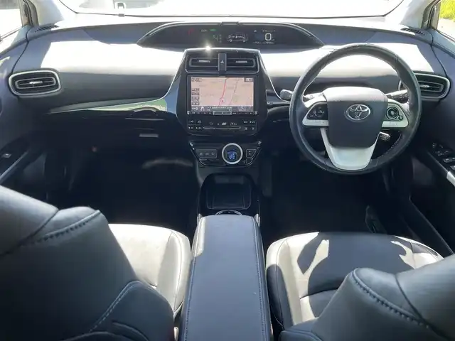 トヨタ プリウス S ツーリングセレクション 福岡県 2016(平28)年 14.8万km アティチュードブラックマイカ トヨタセーフティセンス/バックカメラ/レーンキープアシスト/ALPINEナビ/BT/フルセグTV/ETC/純正フロアマット/純正アルミホイール/プッシュスタート/スマートキー/オートライト/オートハイビーム/シートヒーター