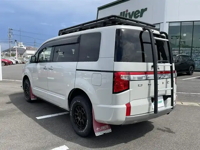 三菱 デリカＤ：５ P 長崎県 2021(令3)年 4万km ウォームホワイトパール 全方位カメラ/オートステップ/純正10型ナビ/（フルセグ・DVD・SD・BT・USB・HDMI)/社外16インチアルミ/衝突軽減ブレーキ/ブラインドスポットモニター/レーダークルーズコントロール/レーンキープアシスト/パワーバックドア/ステアリングヒーター/前席シートヒーター/パワーシート/パドルシフト/フロントバンパーガード/リアステップラダー/ルーフキャリア/両側パワースライドドア/ドライブレコーダー前後/LEDヘッドライト/オートライト/アイドリングストップ/オートハイビーム/ETC