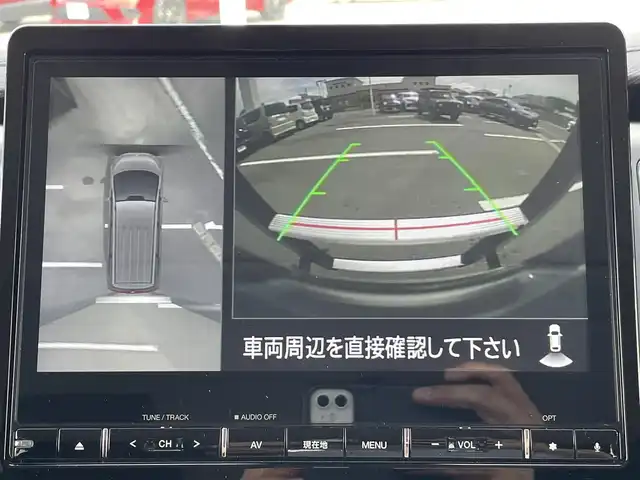 三菱 デリカＤ：５ P 長崎県 2021(令3)年 4万km ウォームホワイトパール 全方位カメラ/オートステップ/純正10型ナビ/（フルセグ・DVD・SD・BT・USB・HDMI)/社外16インチアルミ/衝突軽減ブレーキ/ブラインドスポットモニター/レーダークルーズコントロール/レーンキープアシスト/パワーバックドア/ステアリングヒーター/前席シートヒーター/パワーシート/パドルシフト/フロントバンパーガード/リアステップラダー/ルーフキャリア/両側パワースライドドア/ドライブレコーダー前後/LEDヘッドライト/オートライト/アイドリングストップ/オートハイビーム/ETC