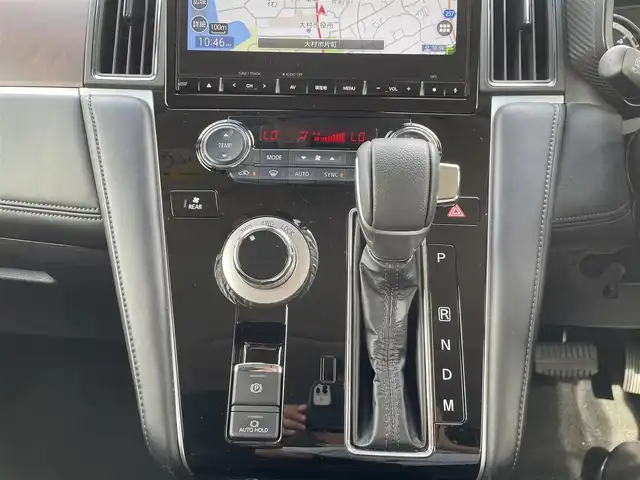 三菱 デリカＤ：５ P 長崎県 2021(令3)年 4万km ウォームホワイトパール 全方位カメラ/オートステップ/純正10型ナビ/（フルセグ・DVD・SD・BT・USB・HDMI)/社外16インチアルミ/衝突軽減ブレーキ/ブラインドスポットモニター/レーダークルーズコントロール/レーンキープアシスト/パワーバックドア/ステアリングヒーター/前席シートヒーター/パワーシート/パドルシフト/フロントバンパーガード/リアステップラダー/ルーフキャリア/両側パワースライドドア/ドライブレコーダー前後/LEDヘッドライト/オートライト/アイドリングストップ/オートハイビーム/ETC
