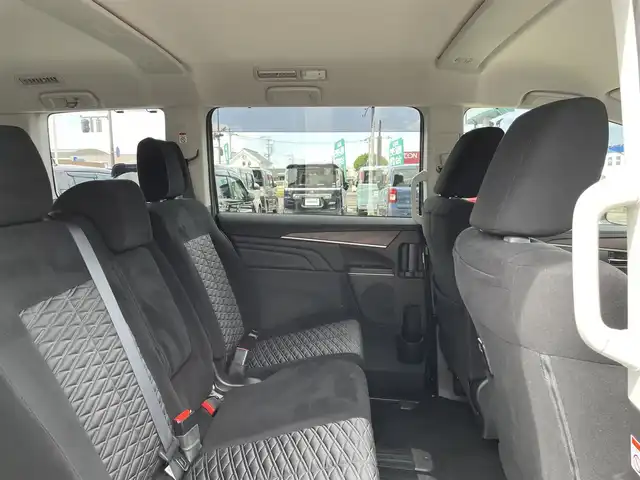 三菱 デリカＤ：５ P 長崎県 2021(令3)年 4万km ウォームホワイトパール 全方位カメラ/オートステップ/純正10型ナビ/（フルセグ・DVD・SD・BT・USB・HDMI)/社外16インチアルミ/衝突軽減ブレーキ/ブラインドスポットモニター/レーダークルーズコントロール/レーンキープアシスト/パワーバックドア/ステアリングヒーター/前席シートヒーター/パワーシート/パドルシフト/フロントバンパーガード/リアステップラダー/ルーフキャリア/両側パワースライドドア/ドライブレコーダー前後/LEDヘッドライト/オートライト/アイドリングストップ/オートハイビーム/ETC