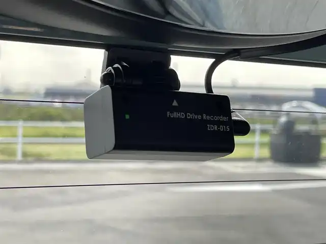スズキ スペーシア ギア HYBRID XZターボ 佐賀県 2019(平31)年 2.8万km オフブルーメタリック/ガンメタリック2トーンルーフ 純正8インチSDナビゲーション/・フルセグTV/CD/DVD/SD/Bluetooth/全方位モニター/前後ドライブレコーダー/ビルトインETC/ヘッドアップディスプレイ/両側パワースライドドア/天井サーキュレーター/DN席シートヒーター/後席サンシェード/ISOFIX対応/パドルシフト/革巻きステアリング/ステアリングリモコン/純正LEDヘッドライト/・オートマチックハイビーム/純正LEDフォグランプ/純正フロアマット/純正ドアバイザ―/クルーズコントロール/車線逸脱警報機能/デュアルセンサーブレーキサポート/パーキングセンサー