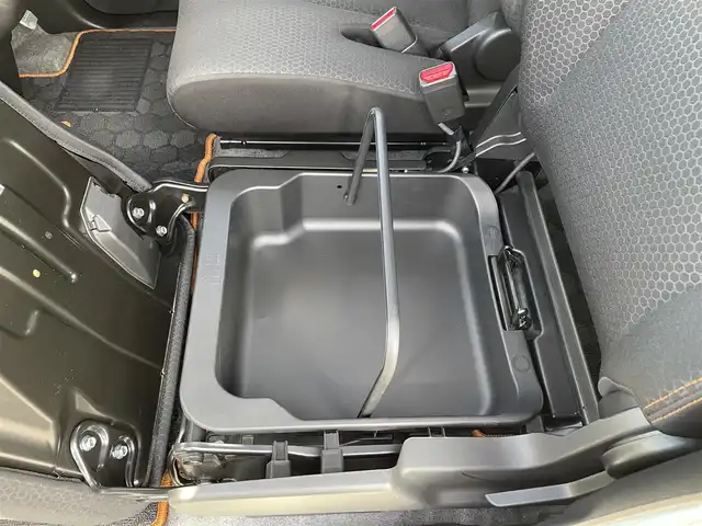 スズキ スペーシア ギア HYBRID XZターボ 佐賀県 2019(平31)年 2.8万km オフブルーメタリック/ガンメタリック2トーンルーフ 純正8インチSDナビゲーション/・フルセグTV/CD/DVD/SD/Bluetooth/全方位モニター/前後ドライブレコーダー/ビルトインETC/ヘッドアップディスプレイ/両側パワースライドドア/天井サーキュレーター/DN席シートヒーター/後席サンシェード/ISOFIX対応/パドルシフト/革巻きステアリング/ステアリングリモコン/純正LEDヘッドライト/・オートマチックハイビーム/純正LEDフォグランプ/純正フロアマット/純正ドアバイザ―/クルーズコントロール/車線逸脱警報機能/デュアルセンサーブレーキサポート/パーキングセンサー
