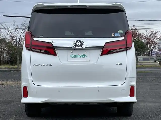 トヨタ アルファード SC 道央・札幌 2019(令1)年 3.1万km ホワイトパールクリスタルシャイン ４WD/ワンオーナー/社外メモリーナビ/CD/DVD/BT/フルセグ/社外フリップダウンモニター/トヨタセーフティセンス/プリクラッシュセーフティ/横滑り防止装置/レーダークルーズコントロール/レーンキープアシスト/クリアランスソナー/パーキングサポートブレーキ/ロードサインアシスト/バックカメラ/ビルトインETC/ドライブレコーダー/アイドリングストップ/ECOMODE/両側パワースライドドア/パワーバックドア/前席/２列目パワーシート/前席/２列目シートヒーター/前席エアシート/N席/２列目オットマン/レザーシート/革巻きウッドコンビステアリング/ステアリングリモコン/AC100V/自動防眩ミラー/電動パーキング/ブレーキホールド/MTモード付AT/プッシュスタート/スマートキー/LEDヘッドライト/オートライト/オートハイビーム/フォグランプ/電動格納ミラー/ウィンカーミラー/純正フロアマット