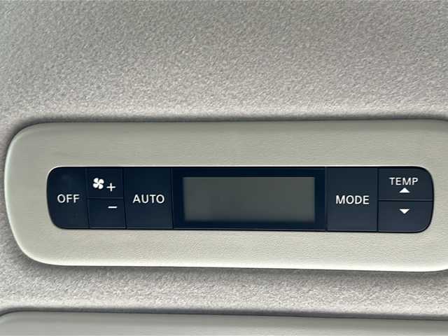 日産 セレナ ハイウェイS S HV Aセーフ 千葉県 2014(平26)年 15.7万km ブリリアントホワイトパール ナビ　全方位カメラ　フルセグＴＶ　Ｂｔ　アルパインフリップダウンモニター　両側パワースライドドア　前後ドラレコ　クルコン　エアロ　前後センサー　マット　純正１５インチＡＷ　スマートキー エマブレ