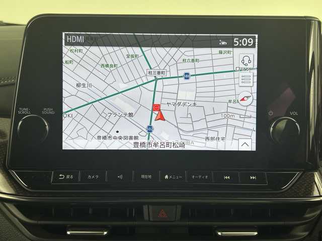 日産 オーラ ニスモ 愛知県 2022(令4)年 2.5万km ピュアホワイトパール 純正9インチナビ/（AM/FM/Bluetooth/Bluetooth）/全方位カメラ/ワイヤレス充電/プロパイロット/衝突軽減ブレーキ/レーンキープアシスト/追従式クルーズコントロール/クリアランスソナー/ブラインドスポットモニター/ETC2.0/デジタルルームミラー/純正ドライブレコーダー/ステアリングヒーター/シートヒーター/純正17インチアルミホイール/フロント・リアフォグライト/LEDヘッドライト/スマートキー/純正フロアマット