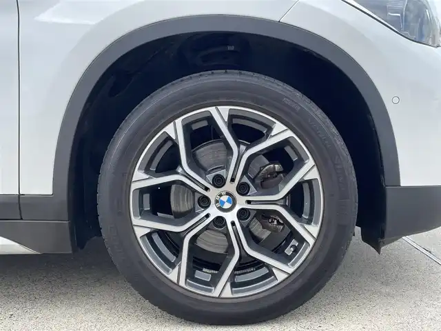 ＢＭＷ Ｘ１ xDrive 18d xライン 東京都 2022(令4)年 3.7万km 白 純正ナビ/USB/Bluetooth/バックカメラ/ハーフレザーシート/4WD/ACC/BSM/レーンキープアシスト/LEDヘッドライト/パワーバックドア/前後PDC/インテリジェントセーフティ