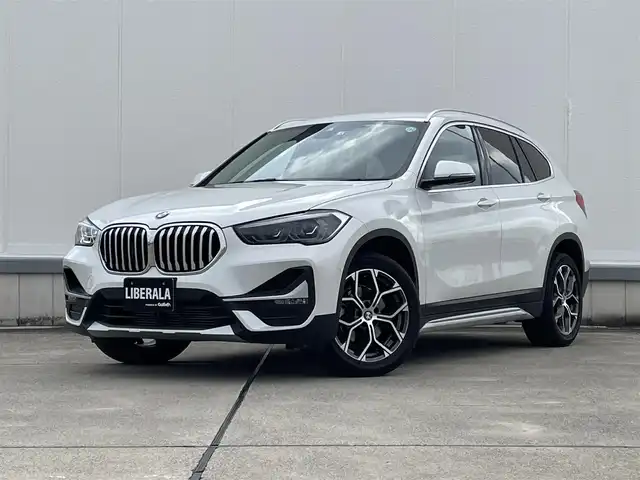 ＢＭＷ Ｘ１ xDrive 18d xライン 東京都 2022(令4)年 3.7万km 白 純正ナビ/USB/Bluetooth/バックカメラ/ハーフレザーシート/4WD/ACC/BSM/レーンキープアシスト/LEDヘッドライト/パワーバックドア/前後PDC/インテリジェントセーフティ