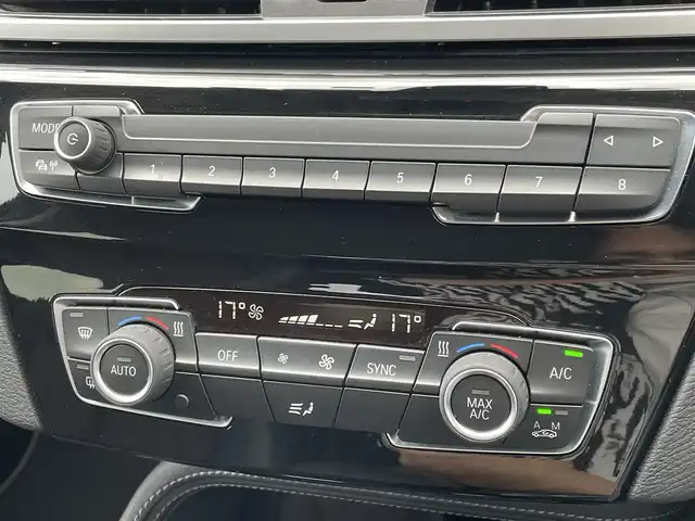 ＢＭＷ Ｘ１ xDrive 18d xライン 東京都 2022(令4)年 3.7万km 白 純正ナビ/USB/Bluetooth/バックカメラ/ハーフレザーシート/4WD/ACC/BSM/レーンキープアシスト/LEDヘッドライト/パワーバックドア/前後PDC/インテリジェントセーフティ