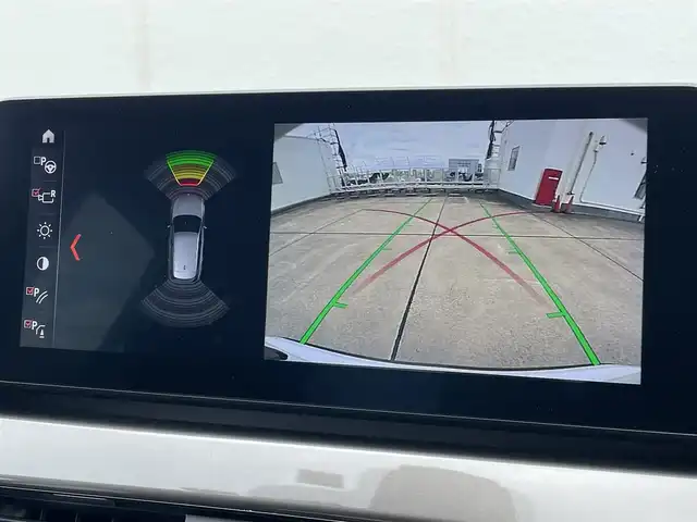 ＢＭＷ Ｘ１ xDrive 18d xライン 東京都 2022(令4)年 3.7万km 白 純正ナビ/USB/Bluetooth/バックカメラ/ハーフレザーシート/4WD/ACC/BSM/レーンキープアシスト/LEDヘッドライト/パワーバックドア/前後PDC/インテリジェントセーフティ
