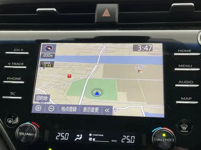 トヨタ カムリ WSレザーパッケージ 岡山県 2019(令1)年 6.1万km プラチナホワイトパールマイカ TOM’Sエアロ（前・横・後下）/レザーシート/ブラインドスポットモニター/純正8インチナビ/　「CD/DVD/フルセグTV/BT/USB」/純正ダブルツィーター/バックカメラ/追従型クルーズコントロール/オートハイビーム/LEDヘッドライト（AUTO機能付き）/ビルトインETC/前席シートヒータ/前席パワーシート/衝突軽減ブレーキシステム/車線逸脱防止システム/横滑り防止装置/純正ドライブレコーダー（前）/純正18インチアルミホイール/純正フロアマット/ステアリングヒーター/スマートキー/プッシュスタート/ヘッドアップディスプレイ/パドルシフト/バイザー