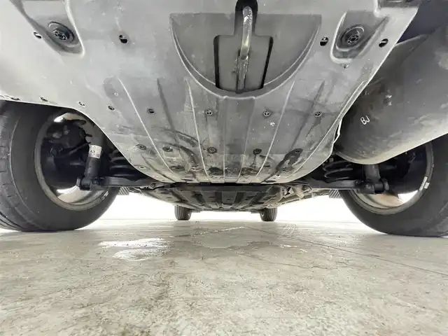 ホンダ ヴェゼル ハイブリッド Z ホンダセンシング 千葉県 2016(平28)年 3.4万km ルナシルバーM 禁煙車/ホンダセンシング/・衝突軽減ブレーキ/・歩行者事故低減ステアリング/・アダプティブクルーズコントロール/・車線維持支援システム/・路外逸脱抑制機能/・誤発進抑制機能/・先行車発進お知らせ機能/・標識認識機能/バックモニター/LEDオートライト/ハーフレザーシート/シートヒーター/純正17インチアルミホイール/パドルシフト/プッシュスタート/スマートキー/ドアバイザー/スペアキー