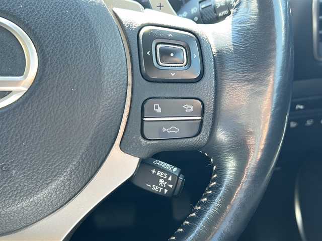 レクサス ＮＸ 300h バージョンL 佐賀県 2015(平27)年 9.6万km ソニッククォーツ 純正ナビ(B9066)/Bluetooth/CD/DVD/USB/フルセグTV/バックカメラ、サイドカメラ/クルーズコントロール/サンルーフ/衝突軽減システム/ブレーキホールド/クリアランスソナー/パドルシフト/ステアリングヒーター/前席パワーシート/レザーシート/前席シートヒーター/エアシート/LEDオートライト/オートエアコン/ETC/スペアキー/ステアリングスイッチ/革巻きステアリング/保証書/取扱説明書/点検記録簿(H29)