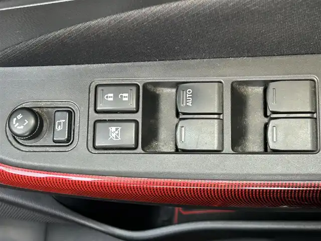 スズキ スイフト スポーツ セーフティPKG 愛媛県 2018(平30)年 5.5万km スーパーブラックパール ６速ＭＴ/フォグランプ/ＬＥＤライト/オートライト/バックカメラ/全方位カメラ/フルセグＴＶ/純正アルミホイール/ドラレコ前方/純正フロアマット/ビルトインＥＴＣ/ＵＳＢ入力端子/レーンキープアシスト/シートヒーターD席/Bluetooth/クルーズコントロール有/追従走行有