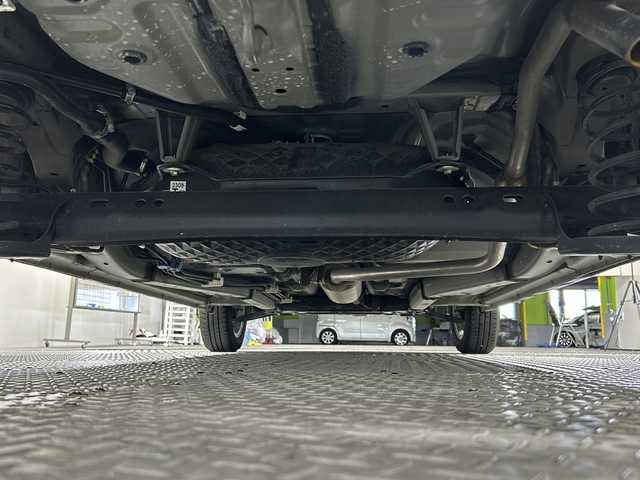 ダイハツ タフト G クロムベンチャー 沖縄県 2022(令4)年 2.7万km フォレストカーキメタリック 禁煙車/県外仕入れ/社外ナビ/→【BT/CD/DVD/フルセグTV】/バックカメラ/ガラスルーフ/前席シートヒーター/スマートアシスト/→衝突被害軽減ブレーキ/→レーンキープアシスト/→横滑り防止装置/→後方コーナーセンサー/純正LEDヘッドライト/フォグランプ/ルーフレール/１５インチ純正アルミ/スマートキー