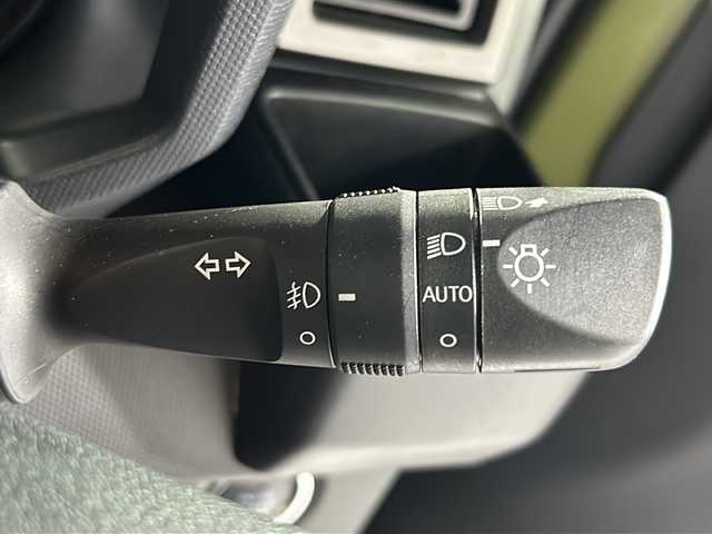 ダイハツ タフト G クロムベンチャー 沖縄県 2022(令4)年 2.7万km フォレストカーキメタリック 禁煙車/県外仕入れ/社外ナビ/→【BT/CD/DVD/フルセグTV】/バックカメラ/ガラスルーフ/前席シートヒーター/スマートアシスト/→衝突被害軽減ブレーキ/→レーンキープアシスト/→横滑り防止装置/→後方コーナーセンサー/純正LEDヘッドライト/フォグランプ/ルーフレール/１５インチ純正アルミ/スマートキー