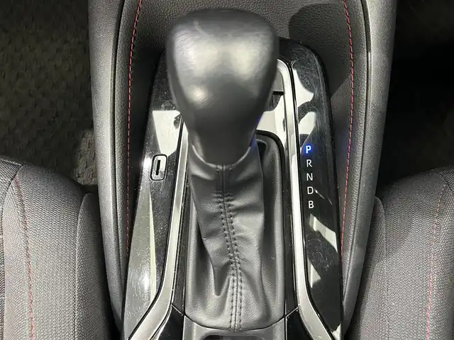 トヨタ カローラ スポーツ ハイブリッドG Z 鹿児島県 2023(令5)年 3.2万km アティチュードブラックマイカ 純正ディスプレイオーディオ　/バックカメラ　/トヨタセーフティセンス　/オートクルーズコントロール　/電動パーキングブレーキ　/オートブレーキホールド　/前後コーナーセンサー　/ＬＥＤヘッドライト　/ＥＴＣ　/ドラレコ/禁煙車