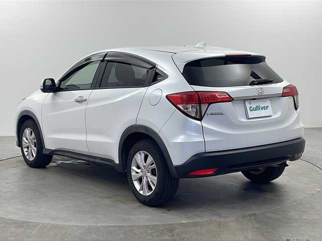 ホンダ ヴェゼル 栃木県 2019(令1)年 7.6万km プラチナホワイトパール 純正メモリーナビ/(フルセグTV/AM/FM/CD/DVD/BT)/バックカメラ/ホンダセンシング/追従クルーズコントロール/ビルトインETC/スマートキー/プッシュスタート/電動格納ミラー/ステアリングスイッチ/LEDヘッドライト/純正フロアマット