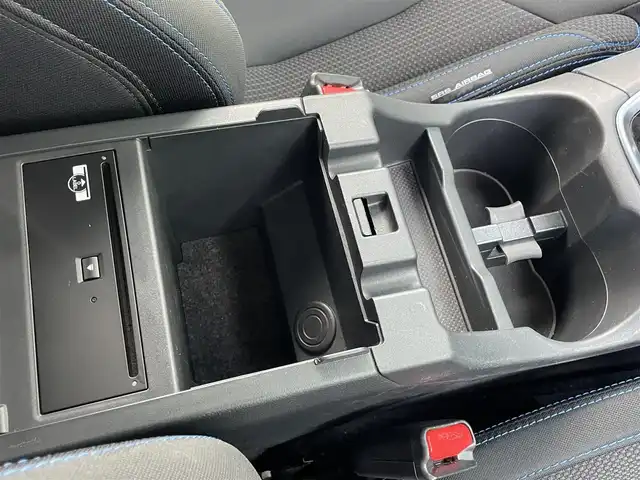 スバル レヴォーグ 1．8GT－H EX 宮崎県 2021(令3)年 5.2万km クリスタルホワイトP ４WD/アイサイトX/・衝突軽減ブレーキ/・車線逸脱警報機能/・レーンキープアシスト/・クルーズコントロール（追従有）/・リヤビークルディテクション/メーカー純正ナビ/【AM/FM/Bluetooth/フルセグTV】/ステアリング連動ヘッドランプ/ドライバーモニタリングシステム/バックカメラ/サイドカメラ/ビルトインETC/電動リアゲート/パワーシート（運転席/助手席）/シートヒーター（運転席/助手席）/LEDヘッドライド/プッシュスタート/スマートキー