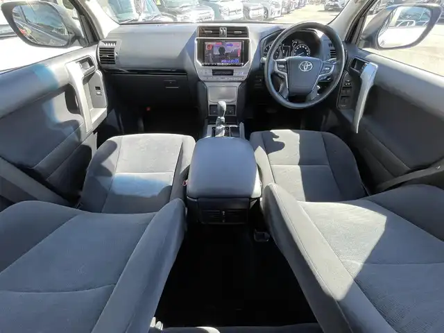 トヨタ ランドクルーザー プラド TX 愛知県 2019(令1)年 4.5万km アバンギャルドブロンズメタリック ///サンルーフ /ルーフレール/アルパイン9インチナビ/フルセグTV/BT/バックカメラ/ビルトインETC/純正17インチAW/トヨタセーフティセンス/レーダークルーズコントロール/クリアランスソナー /ドライブレコーダー/純正フロアマット/取説、保証書/スペアキー