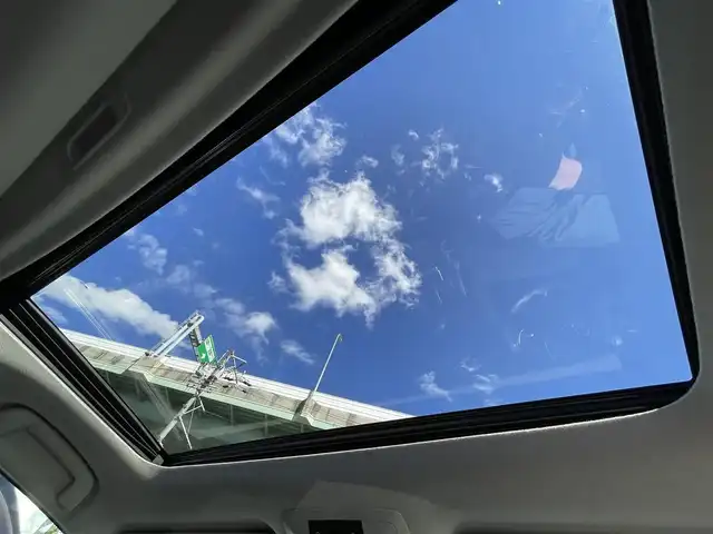 トヨタ ランドクルーザー プラド TX 愛知県 2019(令1)年 4.5万km アバンギャルドブロンズメタリック ///サンルーフ /ルーフレール/アルパイン9インチナビ/フルセグTV/BT/バックカメラ/ビルトインETC/純正17インチAW/トヨタセーフティセンス/レーダークルーズコントロール/クリアランスソナー /ドライブレコーダー/純正フロアマット/取説、保証書/スペアキー
