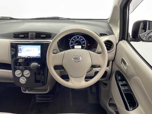 日産 デイズ J 宮崎県 2019(平31)年 5.2万km アッシュブラウンM 社外ナビ(CN-E320D)/CD/AM/FM/Bluetooth/衝突軽減ブレーキ/横滑り防止装置/電動格納ミラー/リモコンキー/ドライブレコーダー/フロアマット/ドアバイザー/バックカメラ