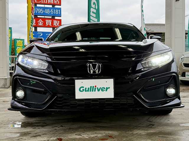 ホンダ シビック ハッチバック ホンダセンシング 兵庫県 2020(令2)年 4万km クリスタルブラックパール 後期モデル/6MT/純正ナビ/フルセグTV/ETC2.0/バックカメラ/ハーフレザーシート/ホンダセンシング/両前席パワーシート＆シートヒーター/純正18インチAW/ステアリングリモコン/LEDヘッドライト/Aライト/前後ドラレコ