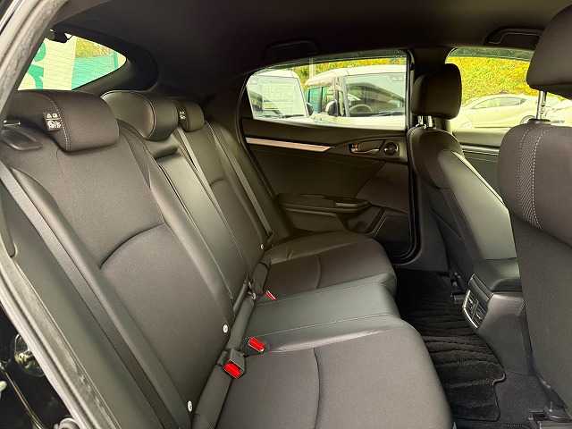 ホンダ シビック ハッチバック ホンダセンシング 兵庫県 2020(令2)年 4万km クリスタルブラックパール 後期モデル/6MT/純正ナビ/フルセグTV/ETC2.0/バックカメラ/ハーフレザーシート/ホンダセンシング/両前席パワーシート＆シートヒーター/純正18インチAW/ステアリングリモコン/LEDヘッドライト/Aライト/前後ドラレコ