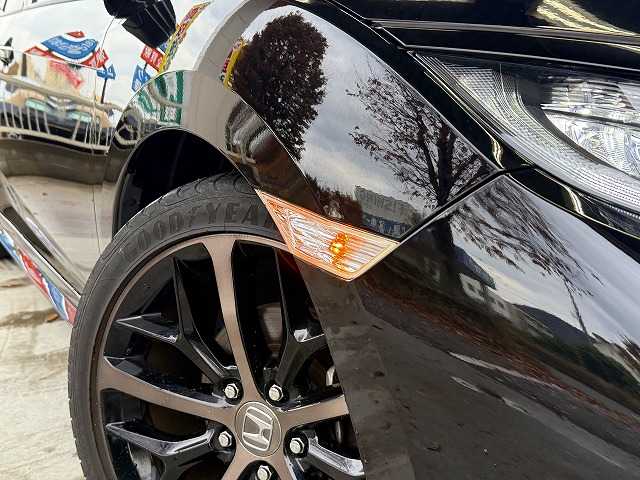 ホンダ シビック ハッチバック ホンダセンシング 兵庫県 2020(令2)年 4万km クリスタルブラックパール 後期モデル/6MT/純正ナビ/フルセグTV/ETC2.0/バックカメラ/ハーフレザーシート/ホンダセンシング/両前席パワーシート＆シートヒーター/純正18インチAW/ステアリングリモコン/LEDヘッドライト/Aライト/前後ドラレコ