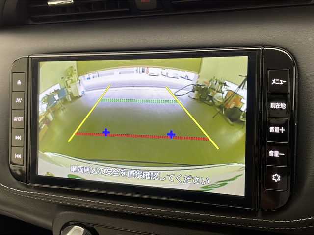 日産 キックス X 宮崎県 2020(令2)年 6.6万km ブリリアントホワイトパール/ピュアブラック 2トーン 禁煙車/エマージェンシーブレーキ/純正9型ナビTV/（MM323D-L/CD/DVD/Bluetooth/フルセグTV)/純正バックカメラ/純正ドライブレコーダー/純正LEDオートライト/純正フォグ/純正エアロ/純正17インチアルミ/純正フロアマット/プロパイロット/クリアランスソナー/電子パーキング/オートホールド/clazzioシートカバー/本革巻ハンドル/ウインカードアミラー/オートエアコン/ETC/インテリジェントキー/プッシュエンジンスタート/スペアキー/新車時保証書/取扱い説明書