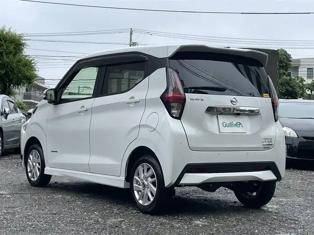 日産 デイズ HWS X プロパイロットED 新潟県 2022(令4)年 0.6万km ホワイトパール 登録時走行距離5204/プロパイロット/ワンオーナー/4WD/純正メモリナビ/　(DVD/フルセグTV/Bluetooth/USB/SD)/インテリジェントアラウンドビューモニター/ETC2.0/前方ドライブレコーダー/前席シートヒーター/レーダークルーズコントロール/エマージェンシーブレーキ/車線逸脱警報/車線逸脱防止支援/先行車発進お知らせ/標識表示/ふらつき警報/オートマチックハイビーム/横滑り防止装置/純正14インチアルミホイール/スマートキー/純正LEDヘッドライト/スペアキー/保証書/取扱説明書