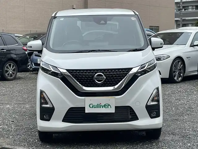 日産 デイズ HWS X プロパイロットED 新潟県 2022(令4)年 0.6万km ホワイトパール 登録時走行距離5204/プロパイロット/ワンオーナー/4WD/純正メモリナビ/　(DVD/フルセグTV/Bluetooth/USB/SD)/インテリジェントアラウンドビューモニター/ETC2.0/前方ドライブレコーダー/前席シートヒーター/レーダークルーズコントロール/エマージェンシーブレーキ/車線逸脱警報/車線逸脱防止支援/先行車発進お知らせ/標識表示/ふらつき警報/オートマチックハイビーム/横滑り防止装置/純正14インチアルミホイール/スマートキー/純正LEDヘッドライト/スペアキー/保証書/取扱説明書