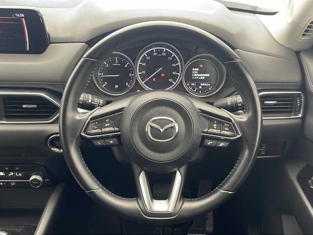 マツダ ＣＸ－５ XD 沖縄県 2019(令1)年 8.5万km スノーフレイクホワイトパールマイカ 純正ナビ/(バックカメラ、サイドカメラ、ＥＴＣ、Ｂｌｕｅｔｏｏｔｈ、ＵＳＢ）/コーナーセンサー/ＬＥＤヘッドライト/レーダークルーズコントロール/スマートキー/プッシュスタート/スペアキー/衝突被害軽減ブレーキ/純正アルミホイール/オートライト/保証書/取扱説明書/スペアキー