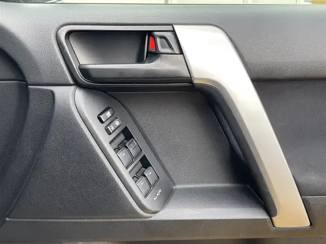 トヨタ ランドクルーザー プラド TX 宮崎県 2019(令1)年 7.8万km ブラック サンルーフ/モデリスタエアロ(フロント/リア)/純正ナビ(NSZT-Y68T)/フルセグTV/社外20インチアルミ/レザー調シートカバー/セーフティセンスP