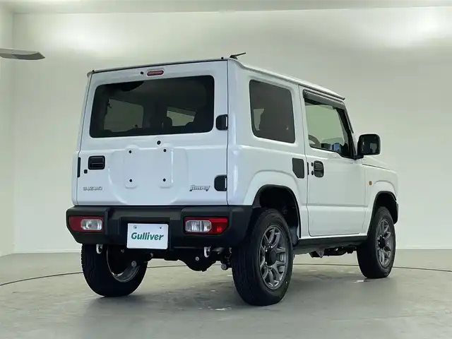 スズキ ジムニー XL 福井県 2023(令5)年 0.8万km スペリアホワイト ５速MT/４WD/ターボ/社外ディスプレイオーディオ/Bluetooth/AppleCarPlay/AndroidAuto/AM/FM/プッシュスタート/スマートキー/スペアキー（１本）/前席シートヒーター /電動格納式ミラー/オートライト /純正フロアマット/社外１６インチアルミ/サマータイヤ積込（純正１６インチスチールホイル）/社外シートカバー/社外LEDライト