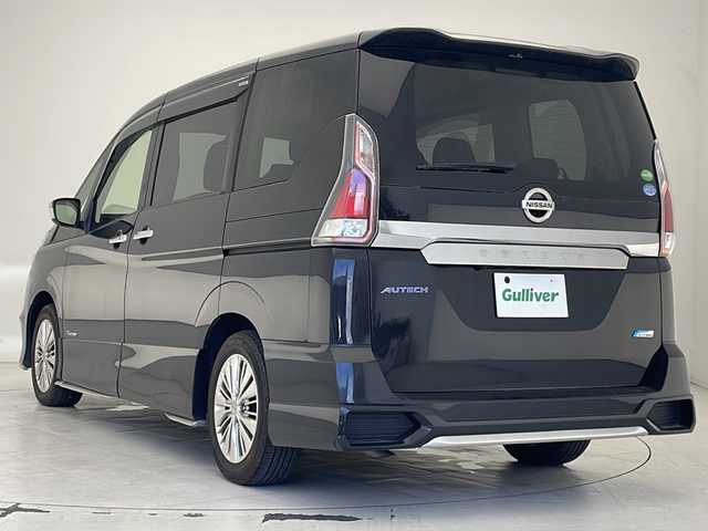 日産 セレナ オーテック Vパッケージ 沖縄県 2018(平30)年 3.6万km ダイヤモンドブラック 純正ナビ(MM317D-W)/(フルセグＴＶ　ＤＶＤ再生　ＢＴ接続)/バックカメラ　/純正フリップダウンモニター　/両側パワスラ　/クルーズコントロール　/ＥＴＣ　/ＬＥＤオートライト　/純正フロアマット　/純正ドアバイザー　/純正16インチアルミ