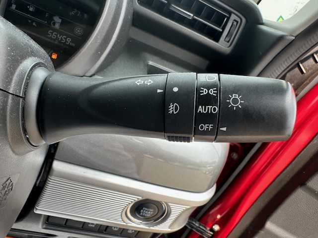 スズキ スペーシア ギア HYBRID XZ 大阪府 2019(令1)年 5.7万km フェニックスレッドパール/ガンメタリック2トーンルーフ 純正ナビ/全方位カメラ/フルセグ/Bluetooth/ヘッドアップディスプレイ/ルーフレール/両側パワースライドドア/前席シートヒーター/LEDヘッドライト/フロントフォグランプ/衝突軽減ブレーキ/レーンキープアシスト/プッシュスタート/スマートキー×2
