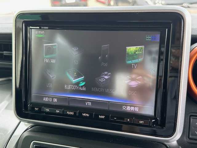 スズキ スペーシア ギア HYBRID XZ 大阪府 2019(令1)年 5.7万km フェニックスレッドパール/ガンメタリック2トーンルーフ 純正ナビ/全方位カメラ/フルセグ/Bluetooth/ヘッドアップディスプレイ/ルーフレール/両側パワースライドドア/前席シートヒーター/LEDヘッドライト/フロントフォグランプ/衝突軽減ブレーキ/レーンキープアシスト/プッシュスタート/スマートキー×2